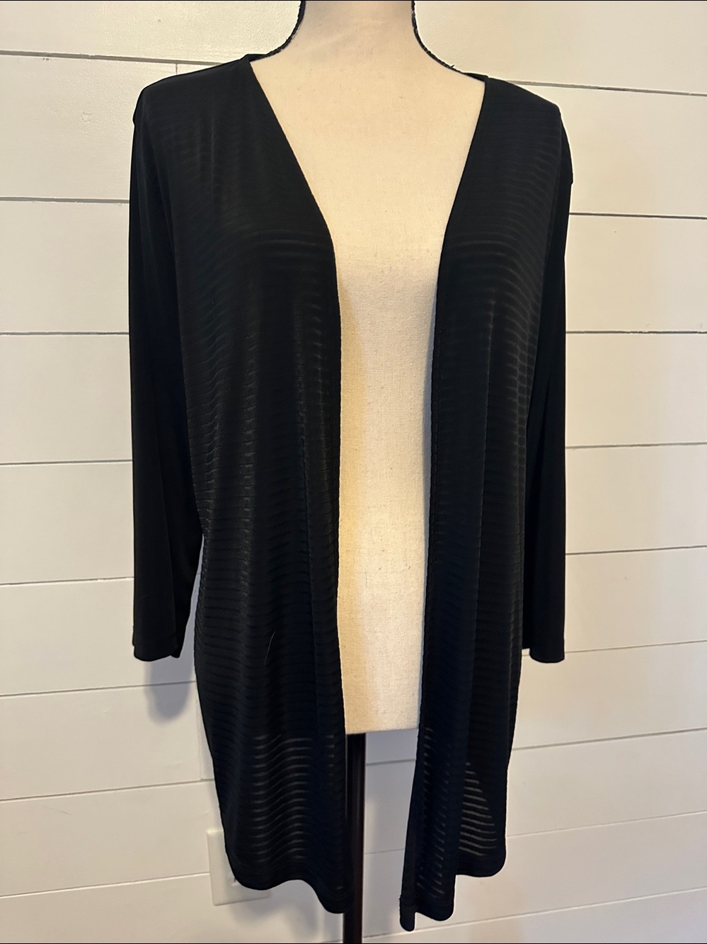 Chicos Easy Wear Travel Cardigan